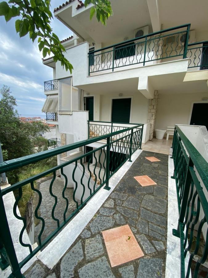 Nea Skioni Apartment Bagian luar foto